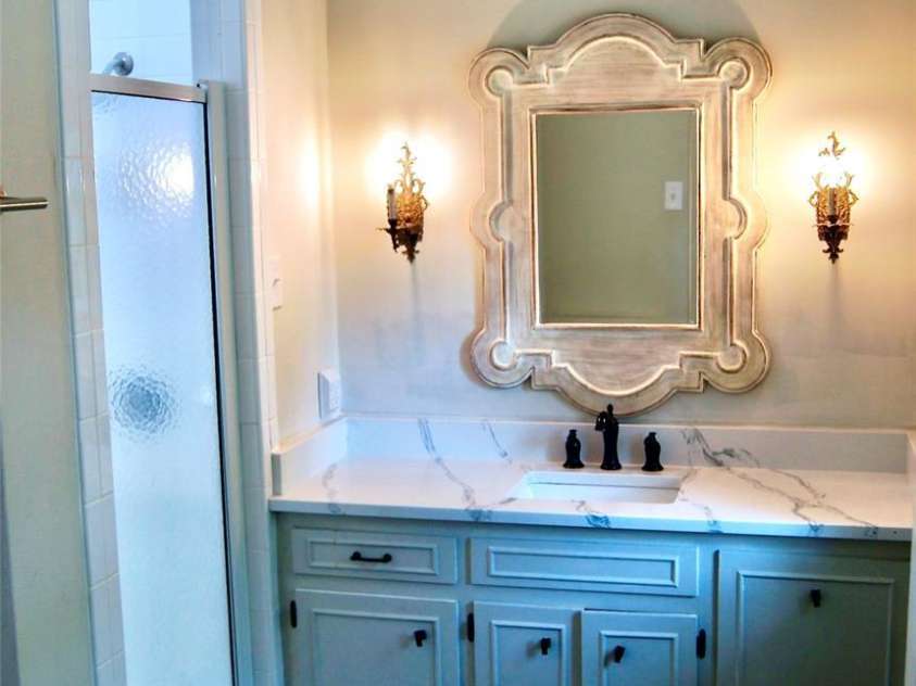 4905 Montibello Drive, Charlotte, NC 28226.  MLS# CAR4252898, YatesRealty ID 16311. MASTER BATHROOM LOCATED ON 2ND FLOOR