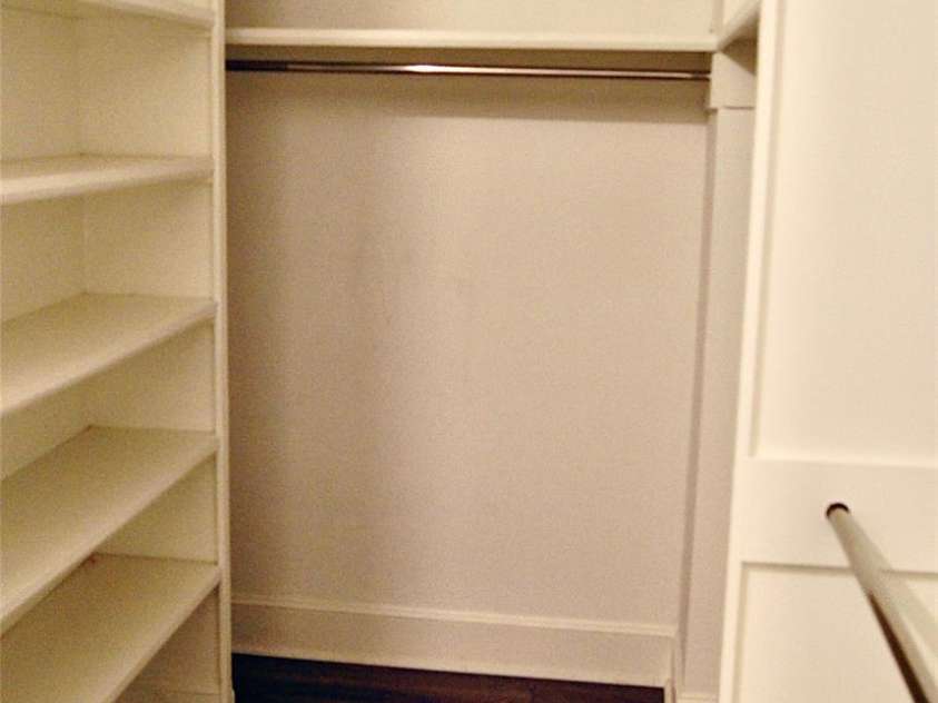 4905 Montibello Drive, Charlotte, NC 28226.  MLS# CAR4252898, YatesRealty ID 16311. MASTER BEDROOM WALK IN CLOSET