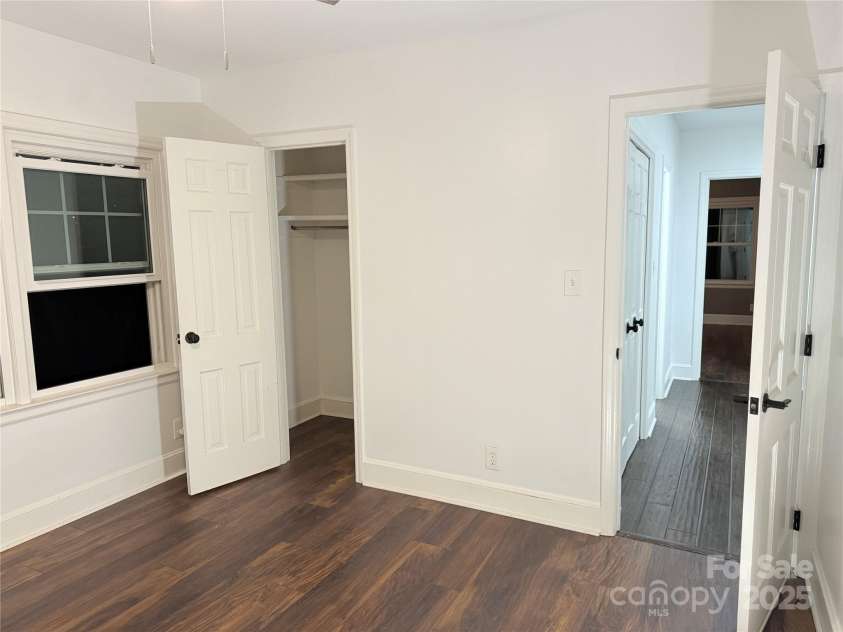 4905 Montibello Drive, Charlotte, NC 28226.  MLS# CAR4302789, YatesRealty ID 16311. 1st. Berm. 2 of 2