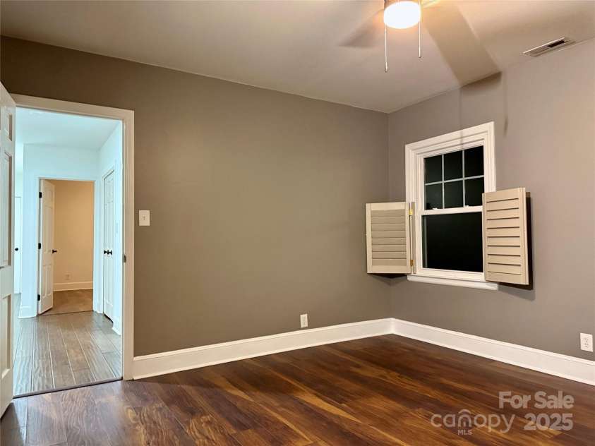 4905 Montibello Drive, Charlotte, NC 28226.  MLS# CAR4302789, YatesRealty ID 16311. 2nd. Bedroom 2 of 2