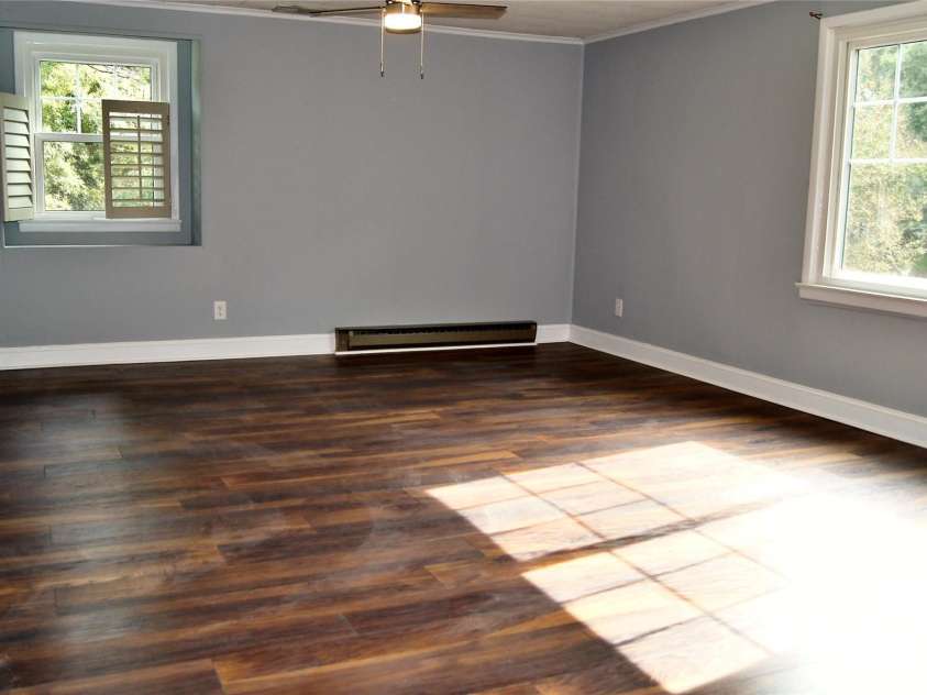 4905 Montibello Drive, Charlotte, NC 28226.  MLS# CAR4302789, YatesRealty ID 16311. Entertainment room over Garage