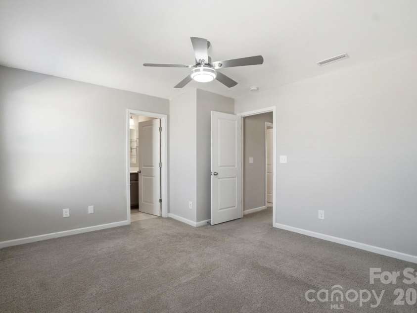 12009 Chesapeake Mallard Drive, Charlotte, NC 28262.  MLS# CAR4316650, YatesRealty ID 16312. 