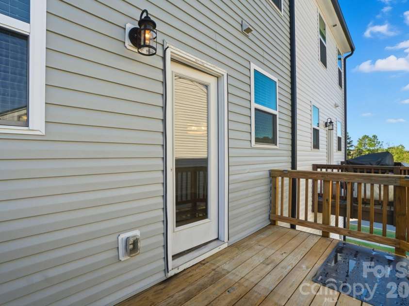 12009 Chesapeake Mallard Drive, Charlotte, NC 28262.  MLS# CAR4316650, YatesRealty ID 16312. 