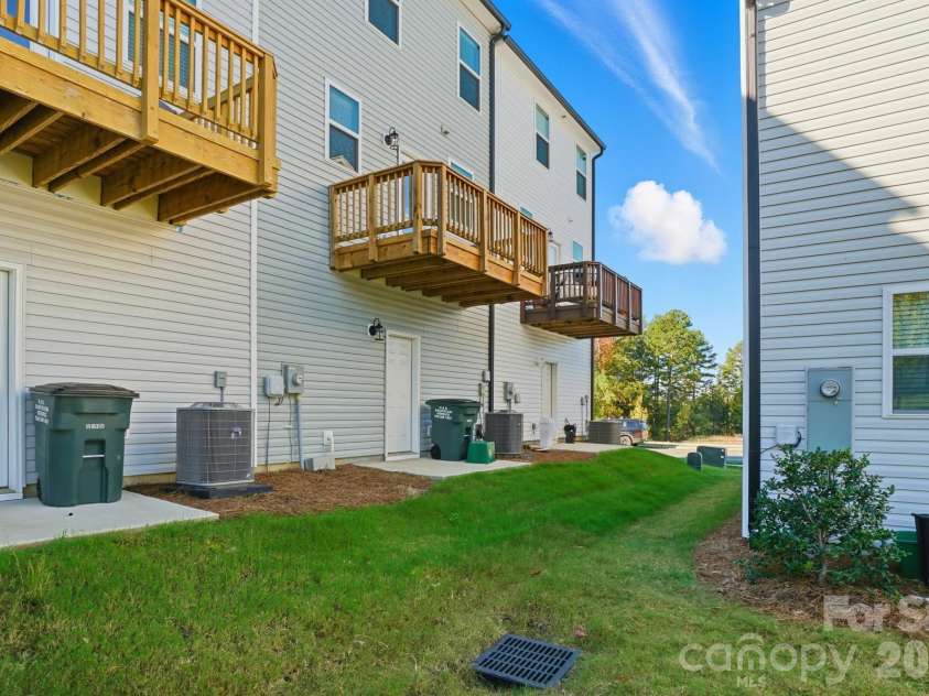 12009 Chesapeake Mallard Drive, Charlotte, NC 28262.  MLS# CAR4316650, YatesRealty ID 16312. 