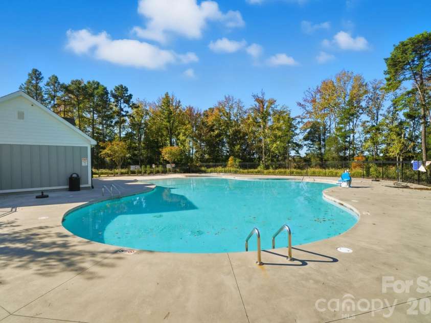 12009 Chesapeake Mallard Drive, Charlotte, NC 28262.  MLS# CAR4316650, YatesRealty ID 16312. 