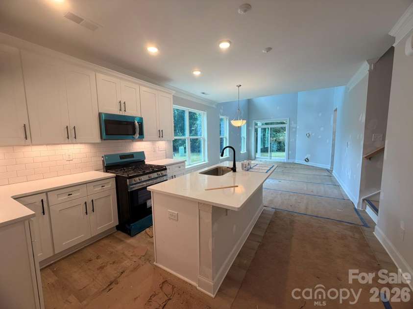4365 Black Court, Harrisburg, NC 28075.  MLS# CAR4362516, YatesRealty ID 16315. Kitchen