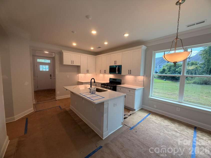 4365 Black Court, Harrisburg, NC 28075.  MLS# CAR4362516, YatesRealty ID 16315. Kitchen