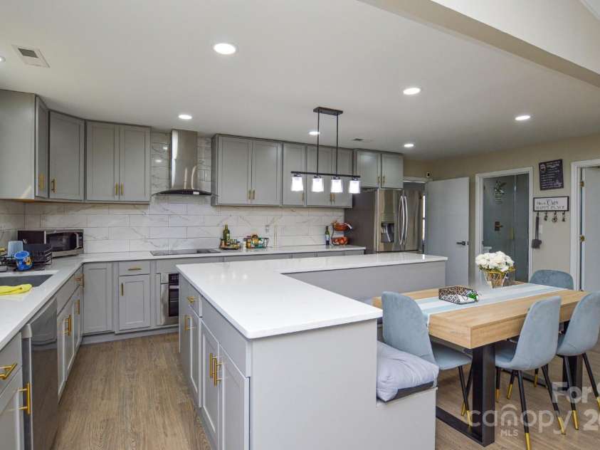 6615 Love Mill Road, Monroe, NC 28110.  MLS# CAR4216044, YatesRealty ID 16315. 