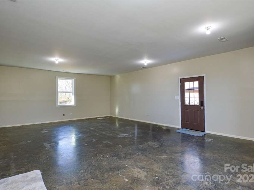 6615 Love Mill Road, Monroe, NC 28110.  MLS# CAR4216044, YatesRealty ID 16315. 