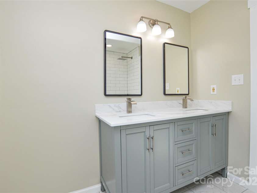 6615 Love Mill Road, Monroe, NC 28110.  MLS# CAR4216044, YatesRealty ID 16315. 