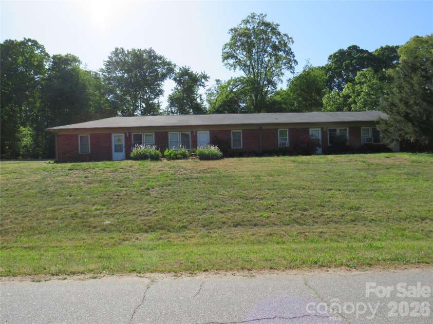 144 Nottingham Drive, Forest City, NC 28043.  MLS# CAR4374138, YatesRealty ID 16318. 110 Evergreen