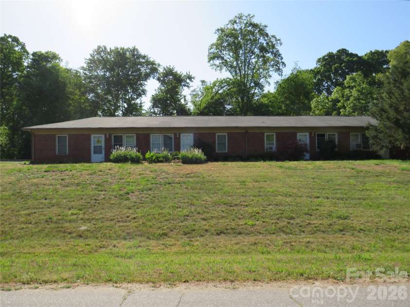 144 Nottingham Drive, Forest City, NC 28043.  MLS# CAR4374138, YatesRealty ID 16318. 110 Evergreen