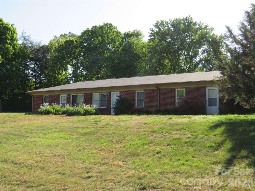 144 Nottingham Drive, Forest City, NC 28043.  MLS# CAR4374138, YatesRealty ID 16318. 110 Evergreen