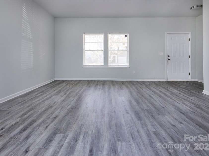 3308 Lemongrass Lane, Charlotte, NC 28214.  MLS# CAR4240451, YatesRealty ID 16319. 