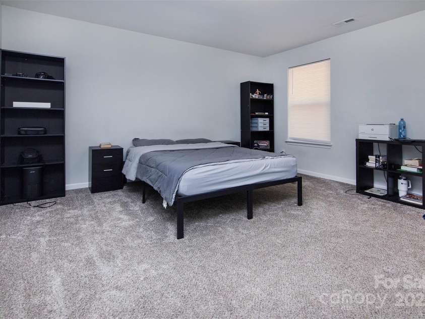 3308 Lemongrass Lane, Charlotte, NC 28214.  MLS# CAR4240451, YatesRealty ID 16319. 