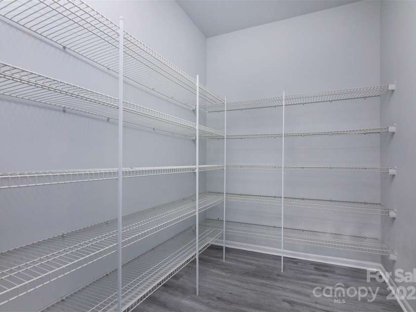 3308 Lemongrass Lane, Charlotte, NC 28214.  MLS# CAR4240451, YatesRealty ID 16319. Huge Pantry!