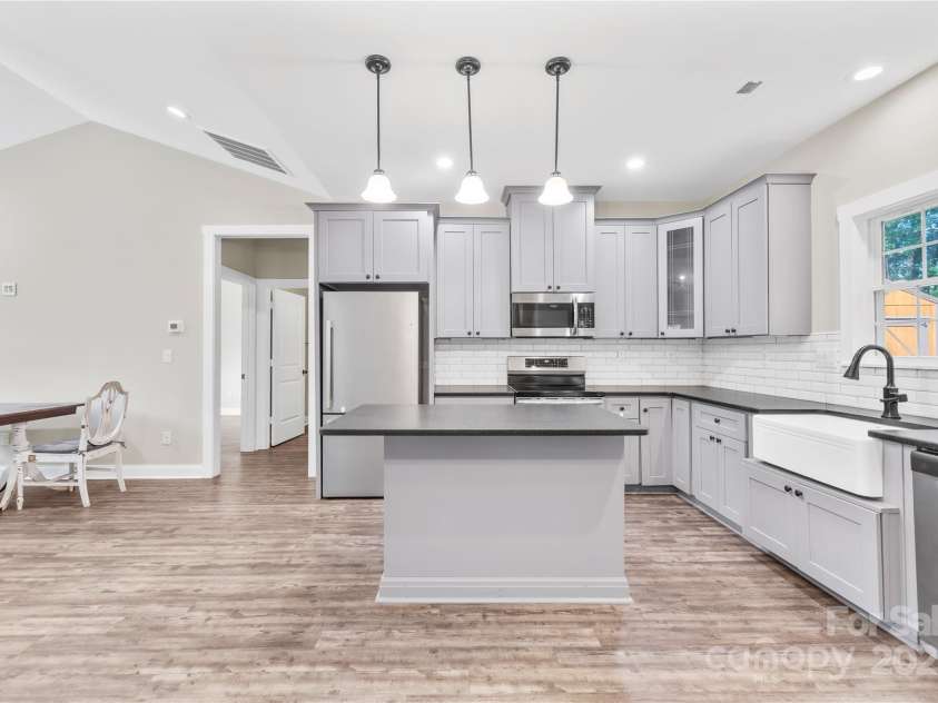 1029 Hunter Valley Road, Shelby, NC 28150.  MLS# CAR4292754, YatesRealty ID 1632. 