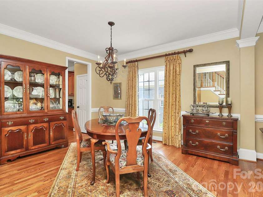 13824 Glen Abbey Drive, Charlotte, NC 28278.  MLS# CAR4350005, YatesRealty ID 16320. Formal dining room 