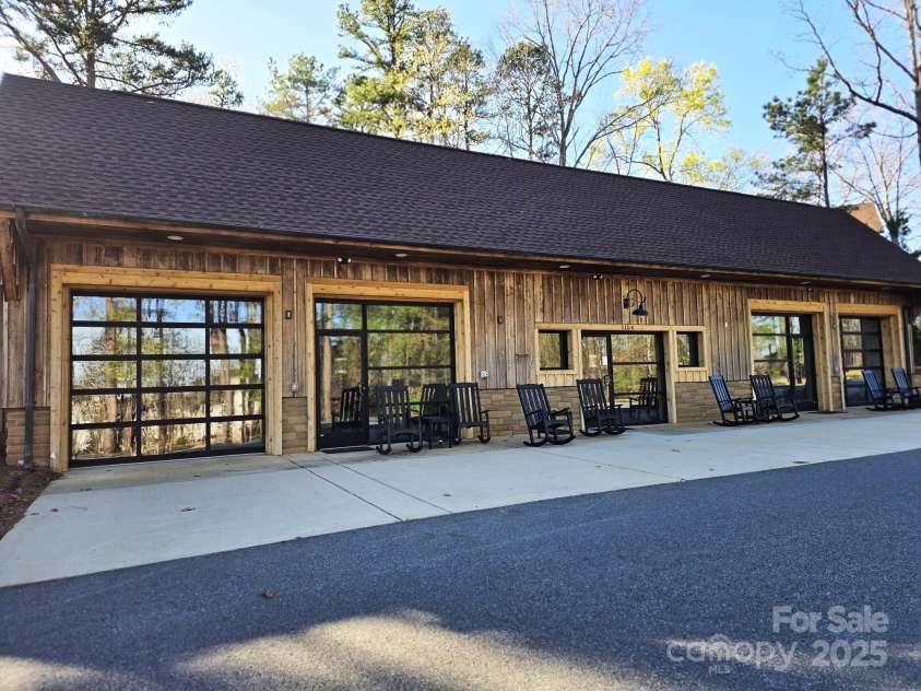 525 Cellini Place, Mount Holly, NC 28120.  MLS# CAR4240856, YatesRealty ID 16320. Game Room