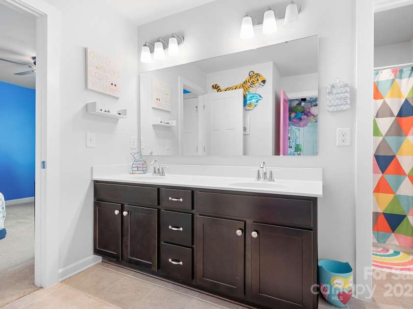 13359 Caite Ridge Road, Davidson, NC 28036.  MLS# CAR4252909, YatesRealty ID 16322. 