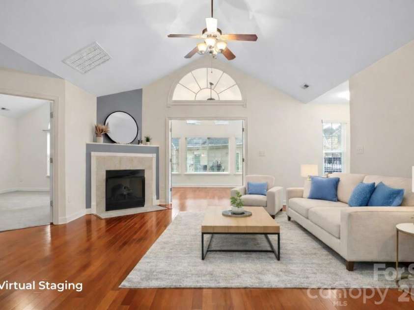 5518 Prosperity View Drive, Charlotte, NC 28269.  MLS# CAR4333321, YatesRealty ID 16323. Virtually staged living room