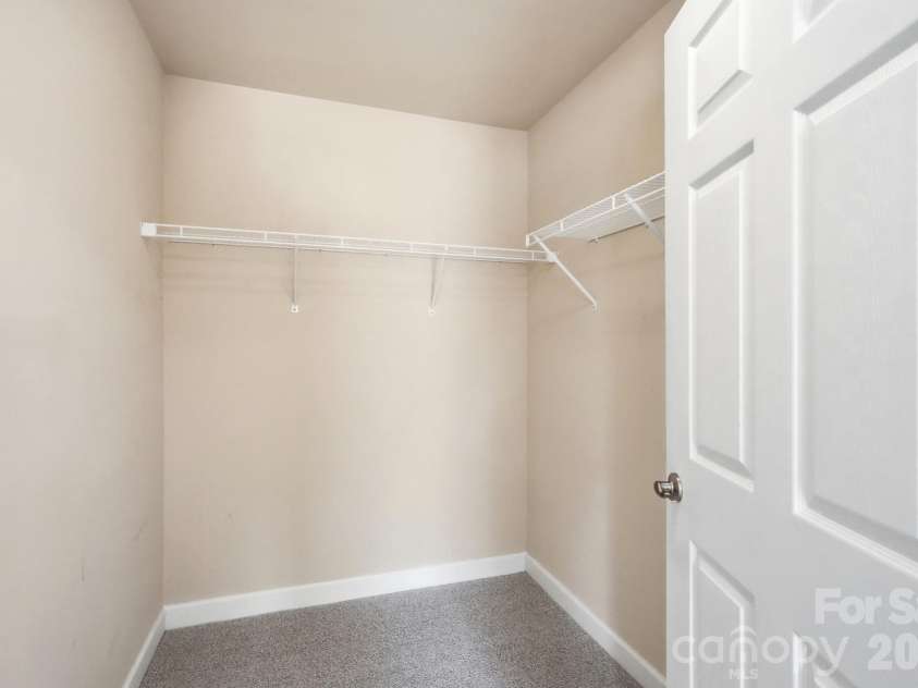 5518 Prosperity View Drive, Charlotte, NC 28269.  MLS# CAR4431968, YatesRealty ID 16323. 2nd bedroom closet