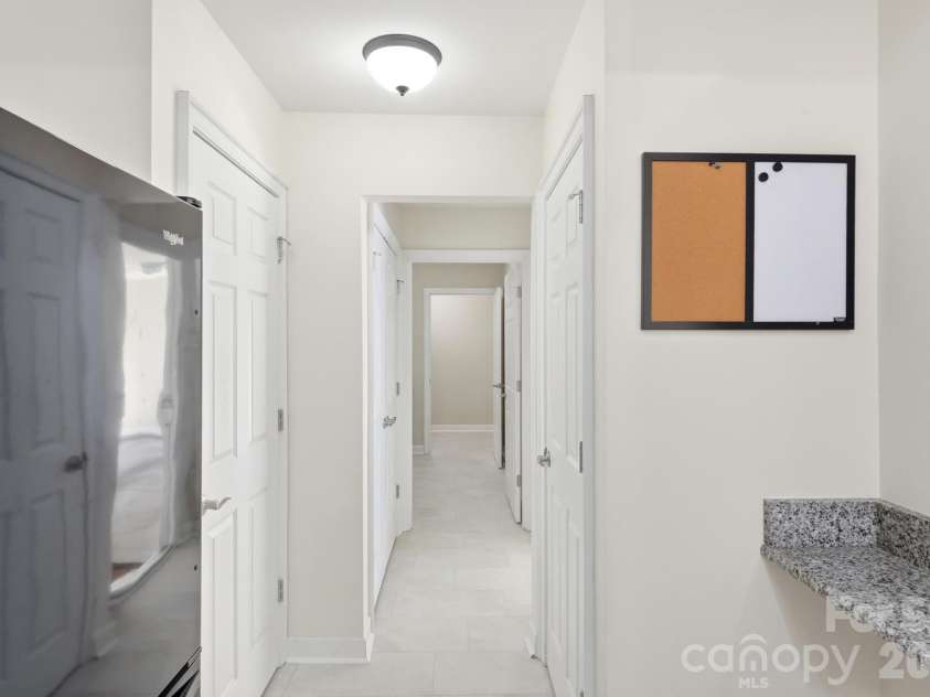 5518 Prosperity View Drive, Charlotte, NC 28269.  MLS# CAR4431968, YatesRealty ID 16323. 