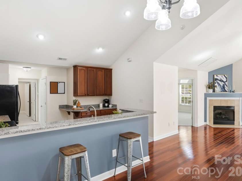 5518 Prosperity View Drive, Charlotte, NC 28269.  MLS# CAR4431968, YatesRealty ID 16323. 