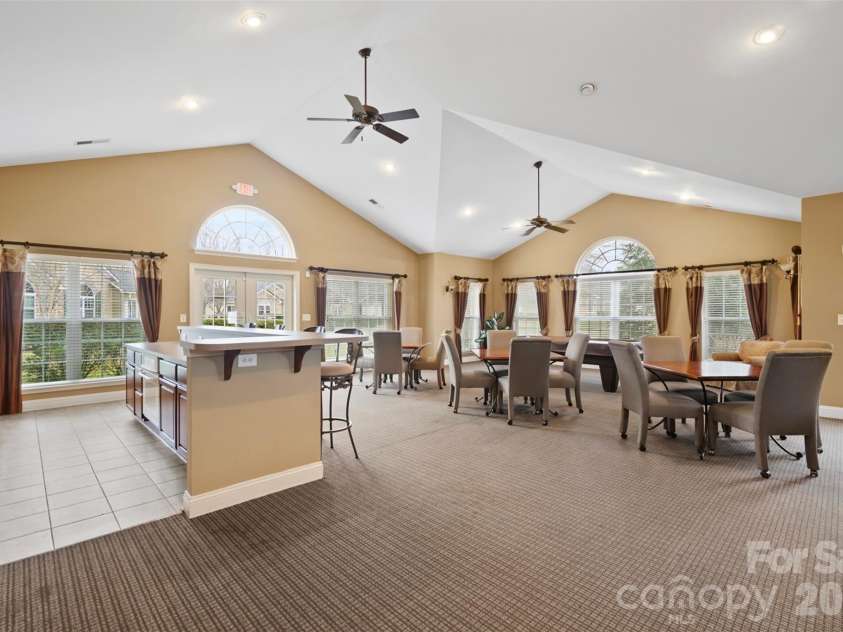 5518 Prosperity View Drive, Charlotte, NC 28269.  MLS# CAR4431968, YatesRealty ID 16323. Amenity center