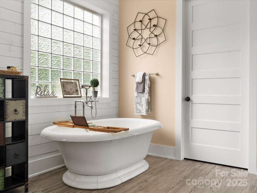 925 Hamilton Road, Chester, SC 29706.  MLS# CAR4260104, YatesRealty ID 16325. 