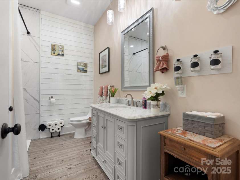 925 Hamilton Road, Chester, SC 29706.  MLS# CAR4260104, YatesRealty ID 16325. 