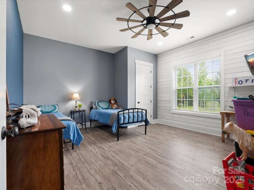 925 Hamilton Road, Chester, SC 29706.  MLS# CAR4260104, YatesRealty ID 16325. 