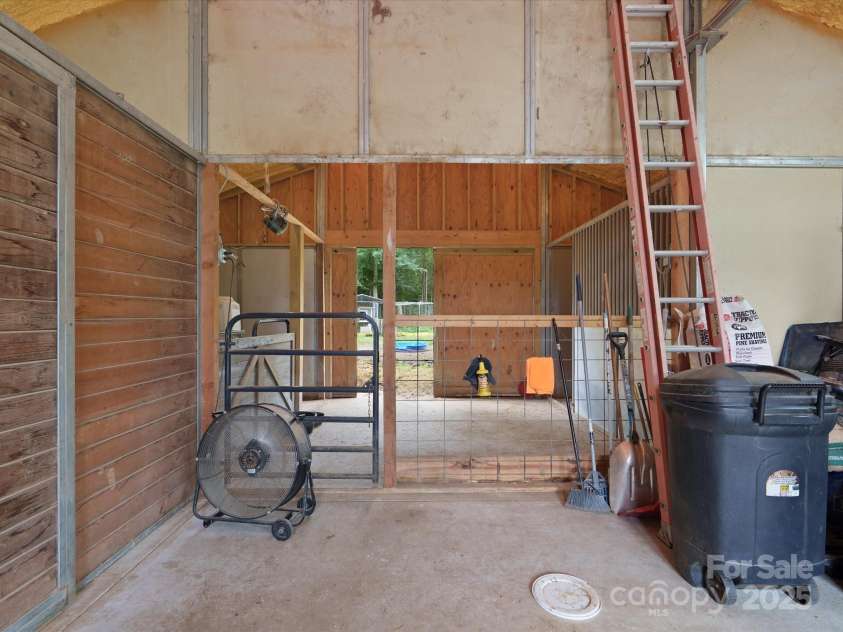 925 Hamilton Road, Chester, SC 29706.  MLS# CAR4260104, YatesRealty ID 16325. 