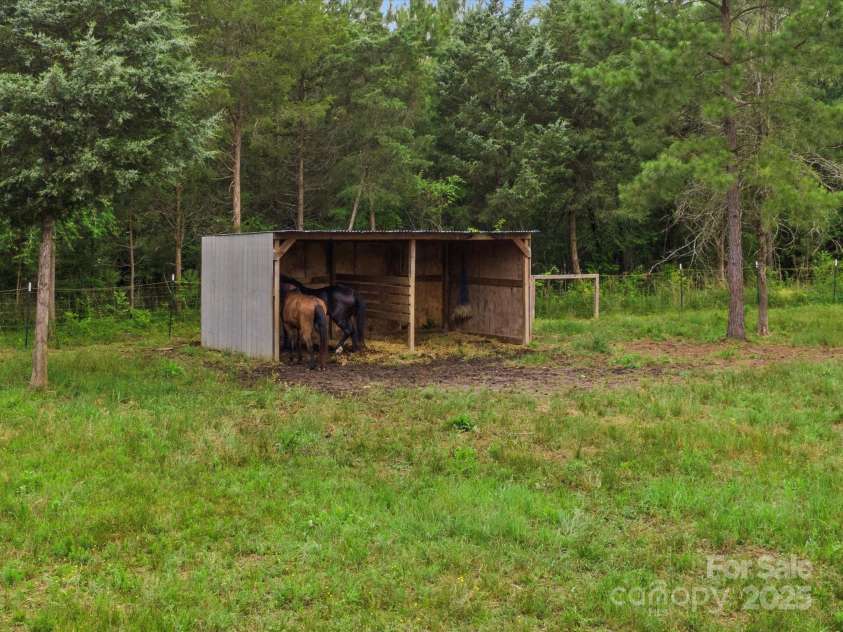 925 Hamilton Road, Chester, SC 29706.  MLS# CAR4260104, YatesRealty ID 16325. 