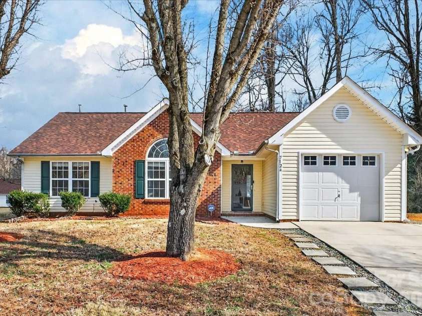 7124 Rumple Road, Charlotte, NC 28262.  MLS# CAR4337483, YatesRealty ID 16326. 