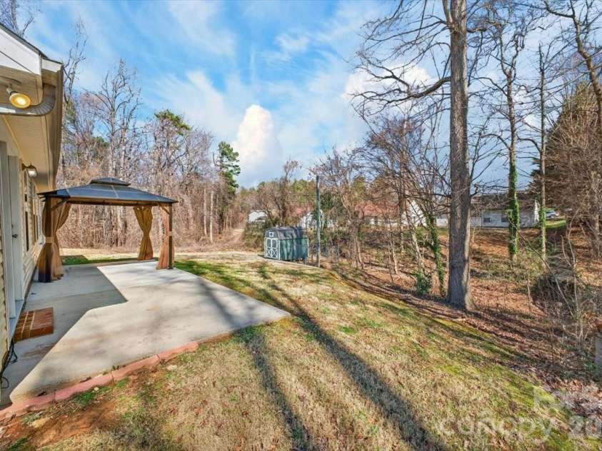 7124 Rumple Road, Charlotte, NC 28262.  MLS# CAR4337483, YatesRealty ID 16326. 