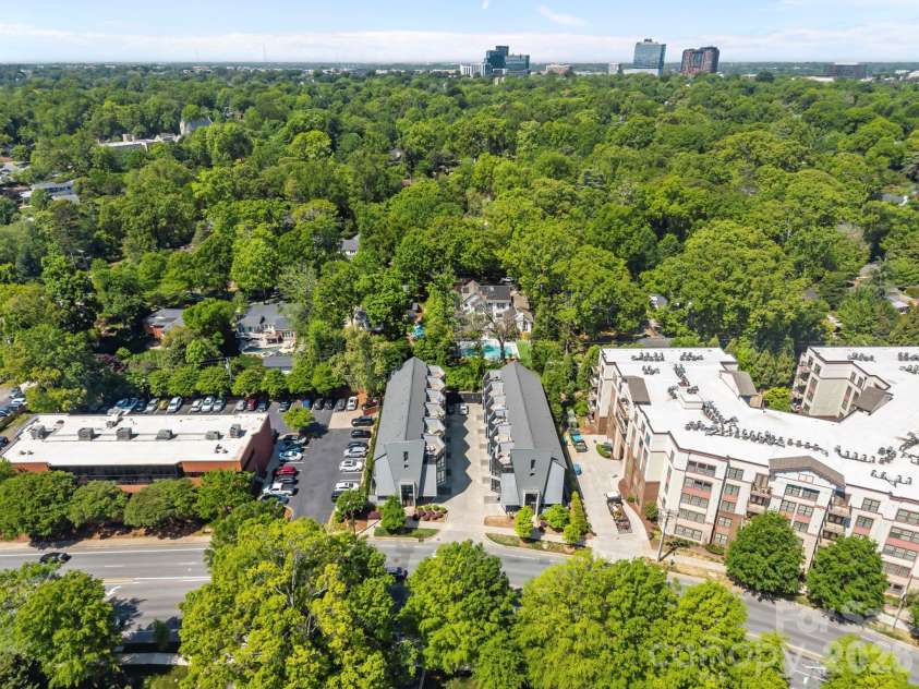 1062 Kenilworth Avenue, Charlotte, NC 28204.  MLS# CAR4370711, YatesRealty ID 16328. 