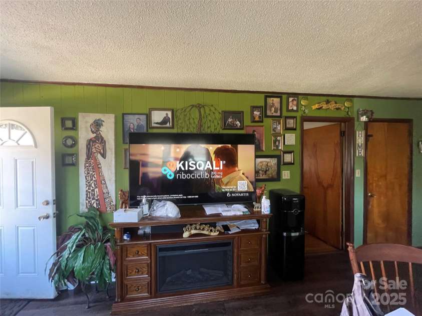 739 Owls Den Road, Lincolnton, NC 28092.  MLS# CAR4256325, YatesRealty ID 16329. 