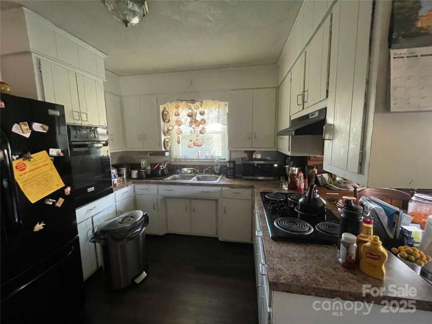 739 Owls Den Road, Lincolnton, NC 28092.  MLS# CAR4256325, YatesRealty ID 16329. 