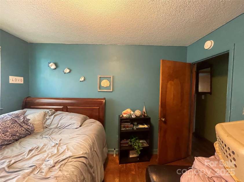 739 Owls Den Road, Lincolnton, NC 28092.  MLS# CAR4256325, YatesRealty ID 16329. 