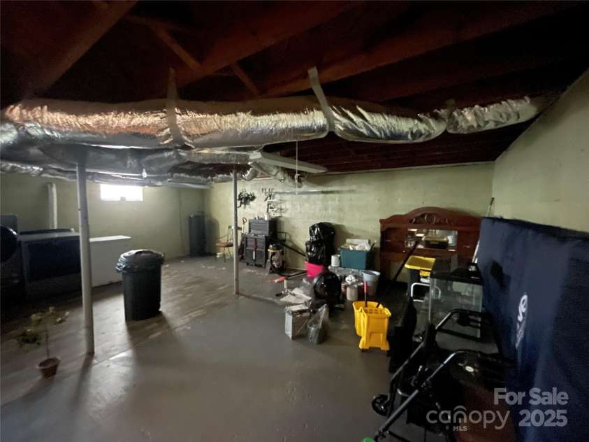 739 Owls Den Road, Lincolnton, NC 28092.  MLS# CAR4256325, YatesRealty ID 16329. 