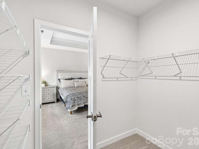 957 Portrush Lane, Tega Cay, SC 29708.  MLS# CAR4405382, YatesRealty ID 16329. Large walk in closet