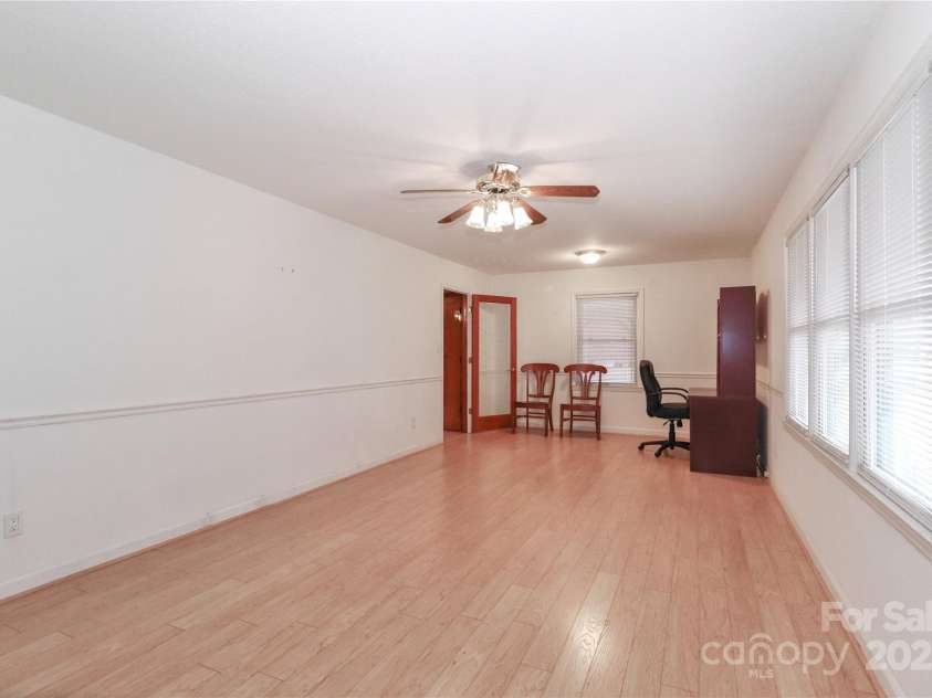 105 Kiser Lane, Statesville, NC 28677.  MLS# CAR4199756, YatesRealty ID 1633. 