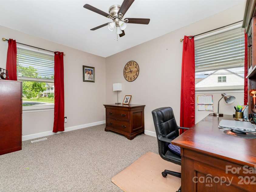 2401 Hoffman Street, Gastonia, NC 28054.  MLS# CAR4260164, YatesRealty ID 16330. 