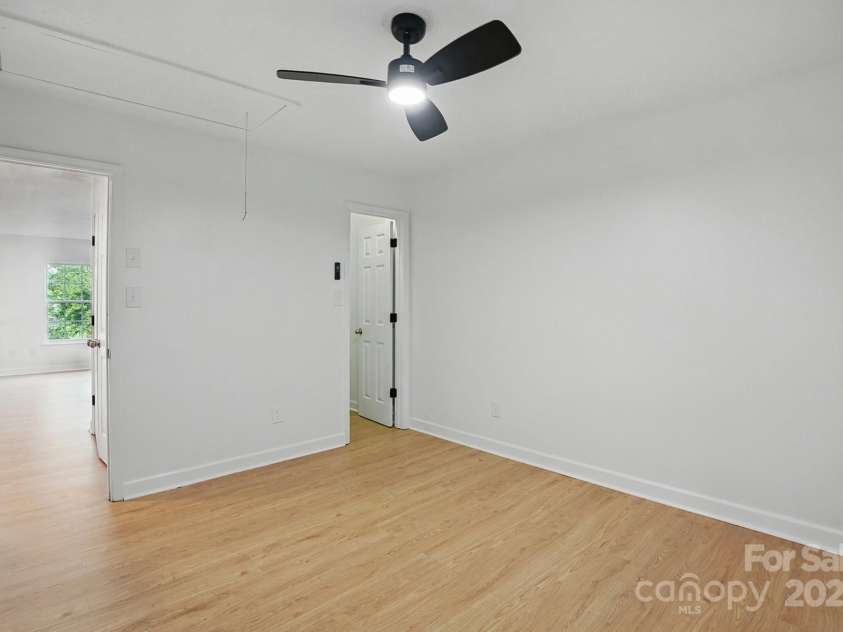 2530 Cochrane Drive, Charlotte, NC 28269.  MLS# CAR4250404, YatesRealty ID 16332. Bedroom 1