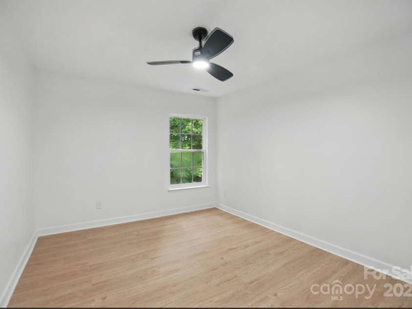 2530 Cochrane Drive, Charlotte, NC 28269.  MLS# CAR4250404, YatesRealty ID 16332. Bedroom 2