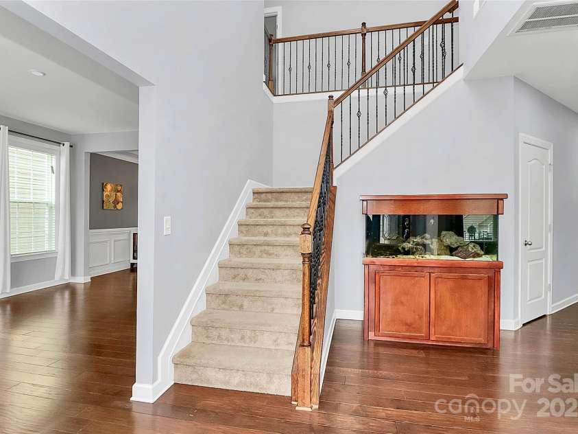 14125 Derby Farm Lane, Charlotte, NC 28278.  MLS# CAR4223432, YatesRealty ID 16334. 