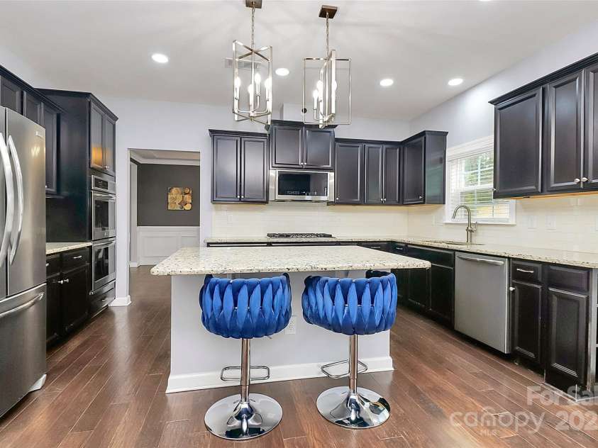 14125 Derby Farm Lane, Charlotte, NC 28278.  MLS# CAR4223432, YatesRealty ID 16334. 