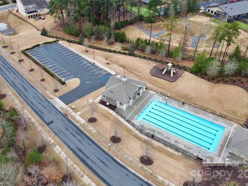 14125 Derby Farm Lane, Charlotte, NC 28278.  MLS# CAR4223432, YatesRealty ID 16334. 