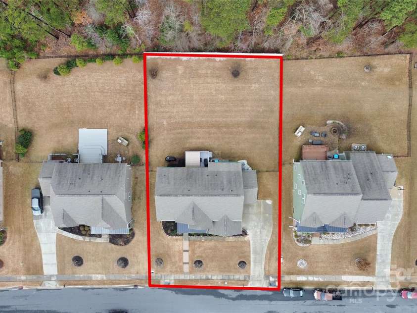 14125 Derby Farm Lane, Charlotte, NC 28278.  MLS# CAR4223432, YatesRealty ID 16334. 